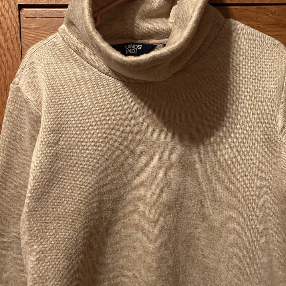 Women’s cowl neck Sherpa